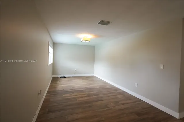 $6,000 | 19450 Southwest 125th Avenue, Miami, FL 33177