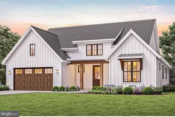 $585,936 | 2 Bearclaw Estates, Berkeley Springs, WV 25411