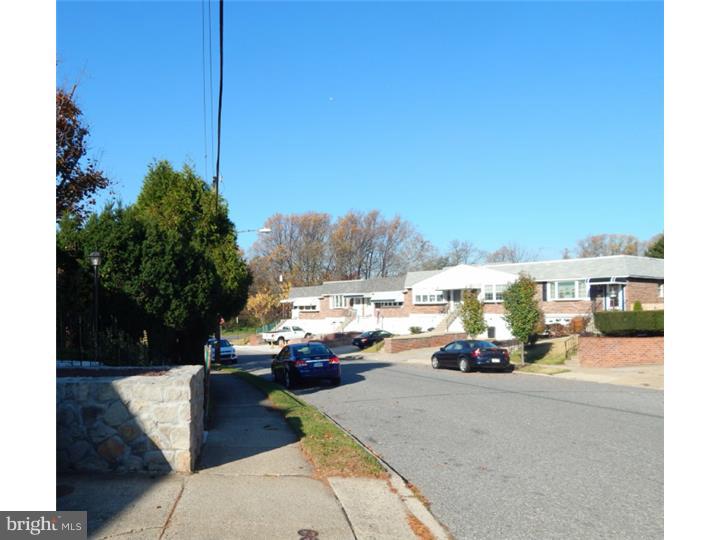 11919 Covert Road Philadelphia, PA 19154 - Photo 2 of 25 Gallery Image 2