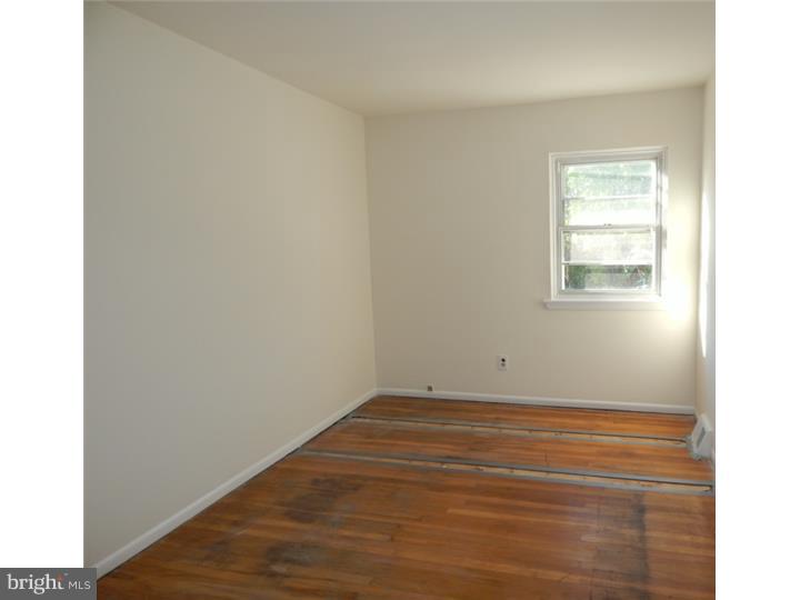 11919 Covert Road Philadelphia, PA 19154 - Photo 14 of 25 Gallery Image 14