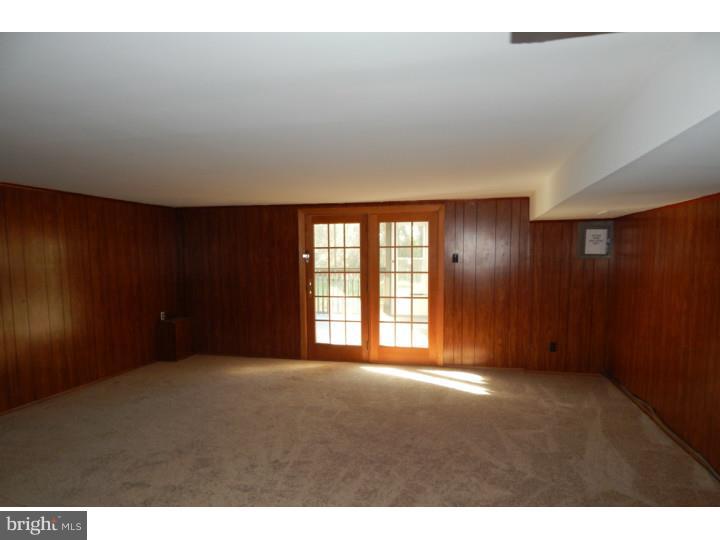 11919 Covert Road Philadelphia, PA 19154 - Photo 16 of 25 Gallery Image 16