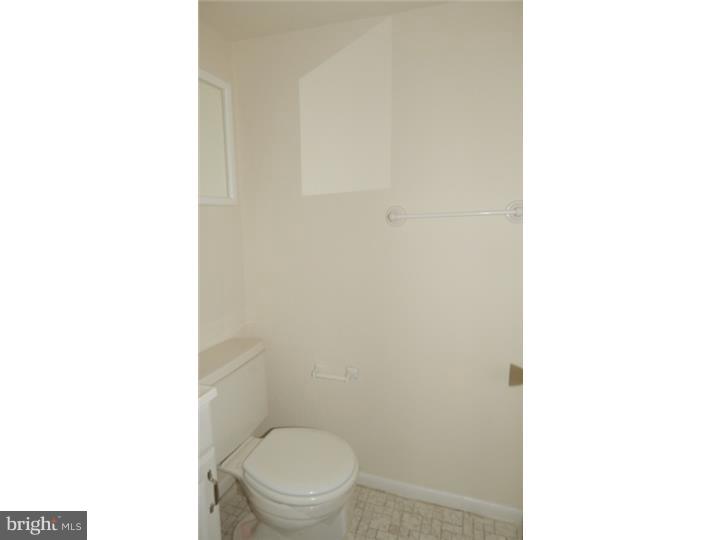 11919 Covert Road Philadelphia, PA 19154 - Photo 18 of 25 Gallery Image 18