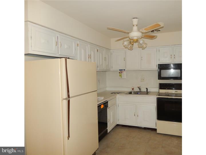 11919 Covert Road Philadelphia, PA 19154 - Photo 8 of 25 Gallery Image 8