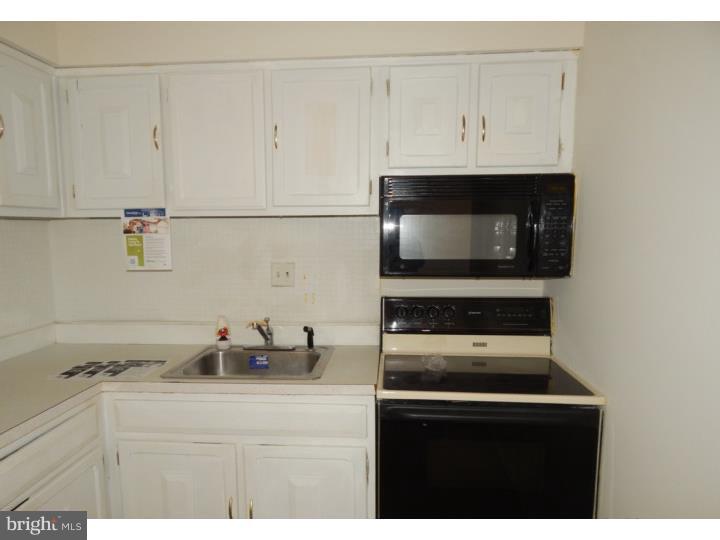 11919 Covert Road Philadelphia, PA 19154 - Photo 9 of 25 Gallery Image 9