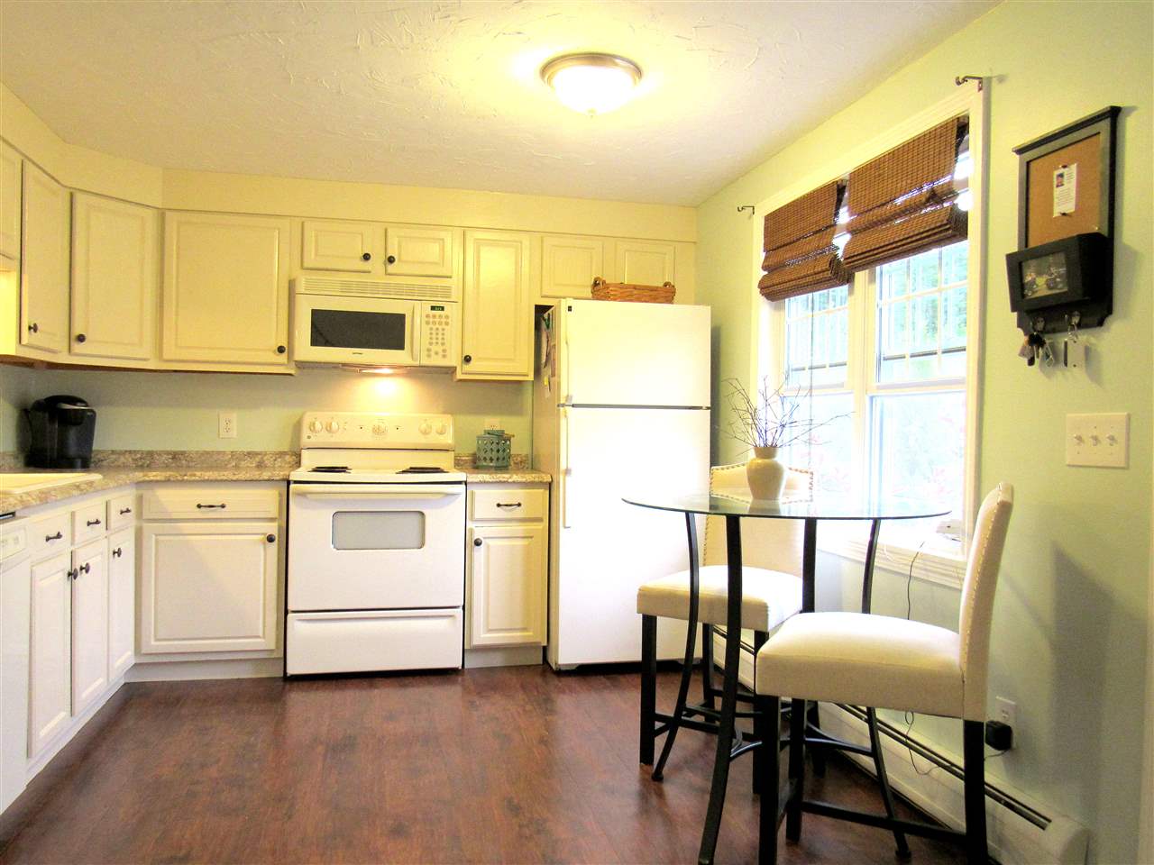 26 A Fairway Road Londonderry, NH 03053 - Photo 10 of 29 Gallery Image 10