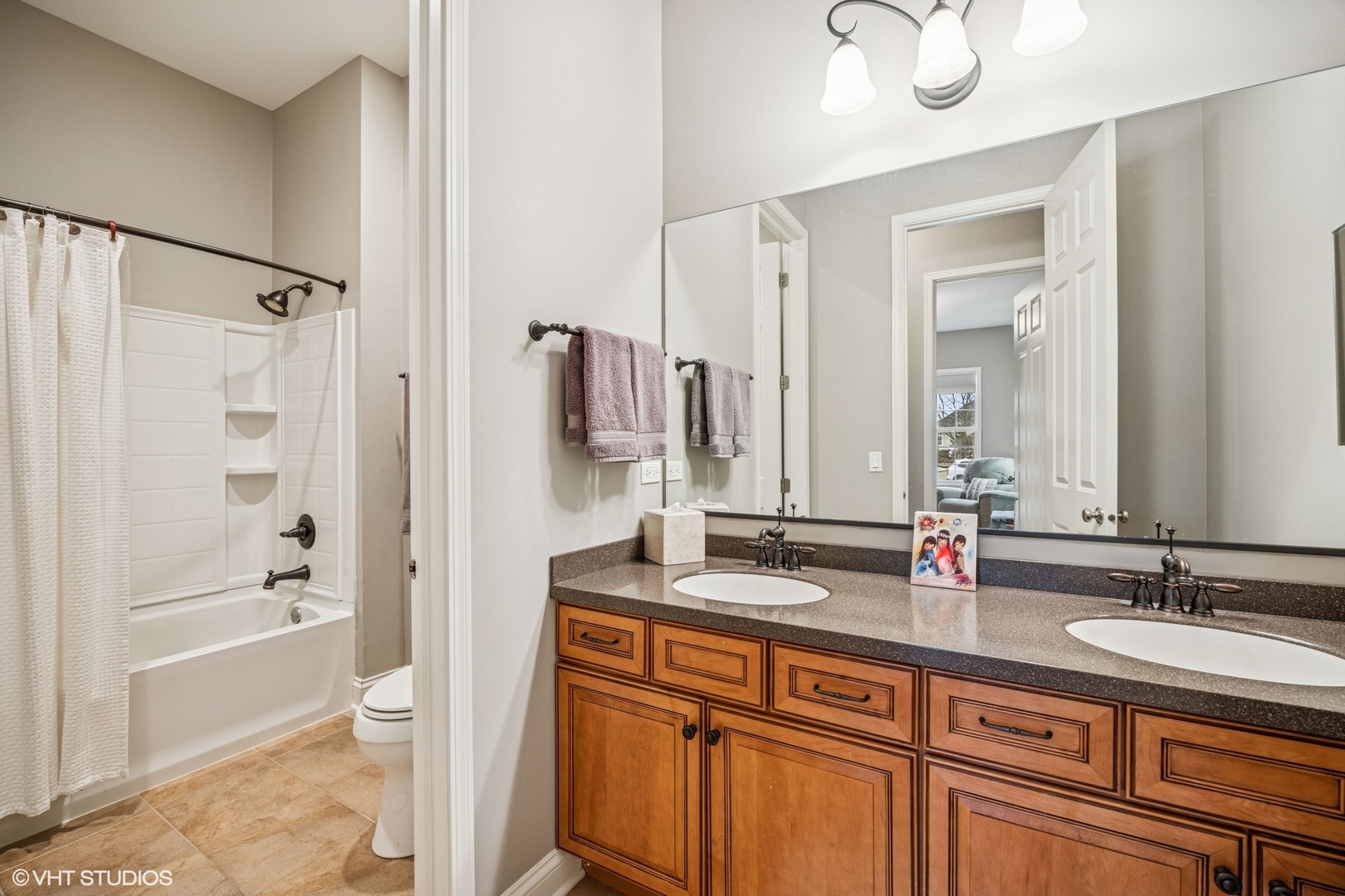 1111 Ashley Lane Inverness, IL 60010 - Photo 15 of 30 Gallery Image 15