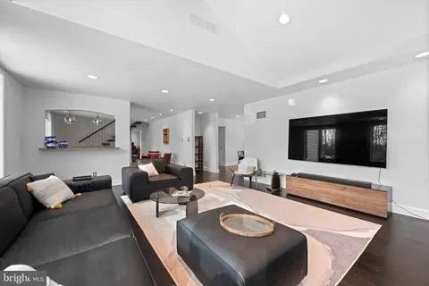 $995,000 | 80 Flintlock Lane, Phoenixville, PA 19460