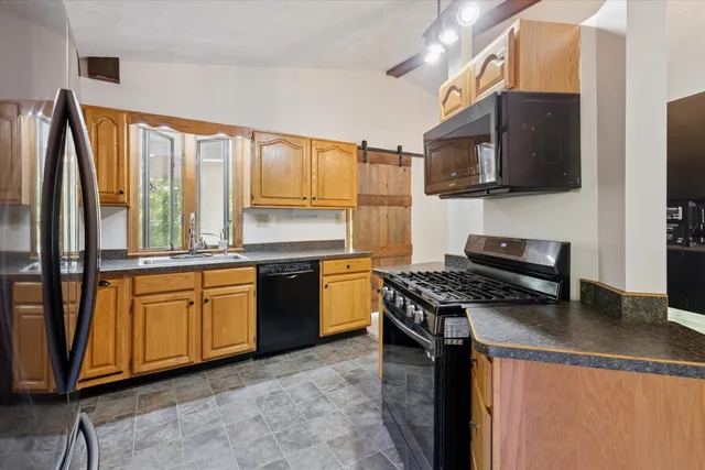 $320,000 | 7565 East Spicerville Highway, Eaton Rapids, MI 48827