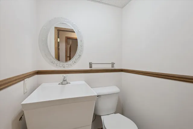 $320,000 | 7565 East Spicerville Highway, Eaton Rapids, MI 48827