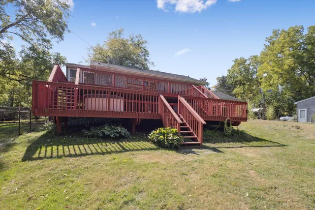 $320,000 | 7565 East Spicerville Highway, Eaton Rapids, MI 48827