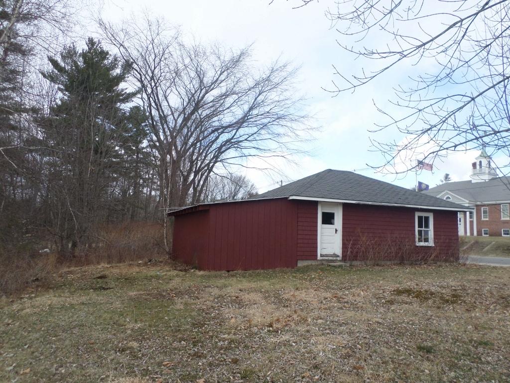 206 Middle Road Tuftonboro, NH 03816 - Photo 7 of 11
