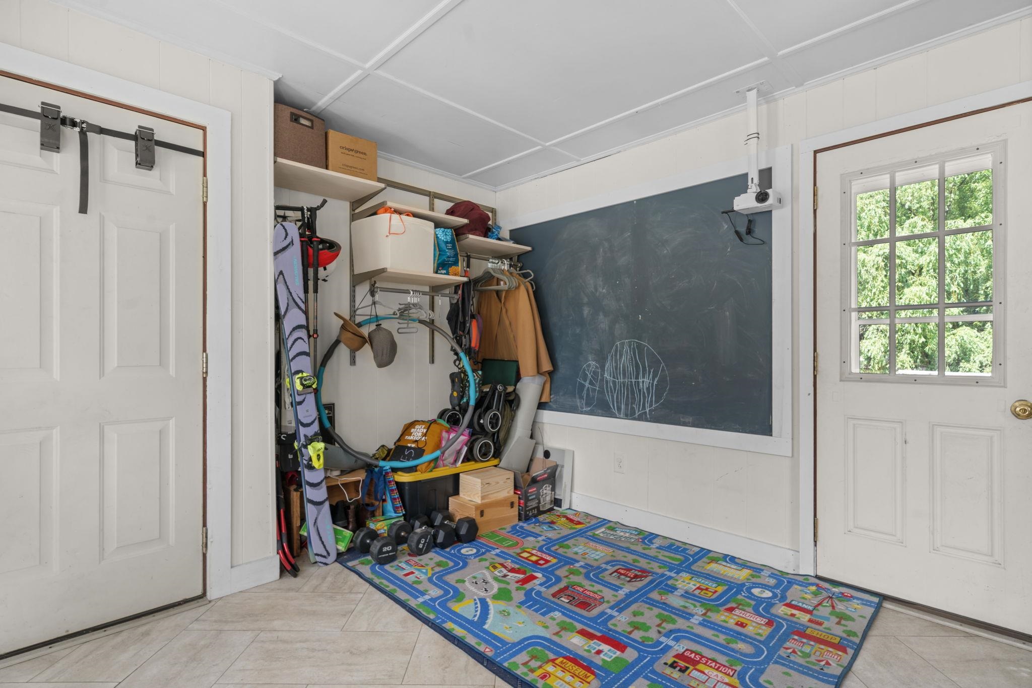 39 Pembroke Road Concord, NH 03301 - Photo 7 of 35