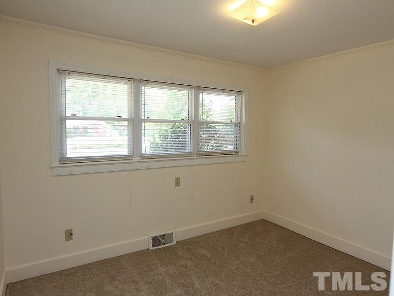 605 Fairfield Road Durham, NC 27704 - Photo 7 of 14 Gallery Image 7
