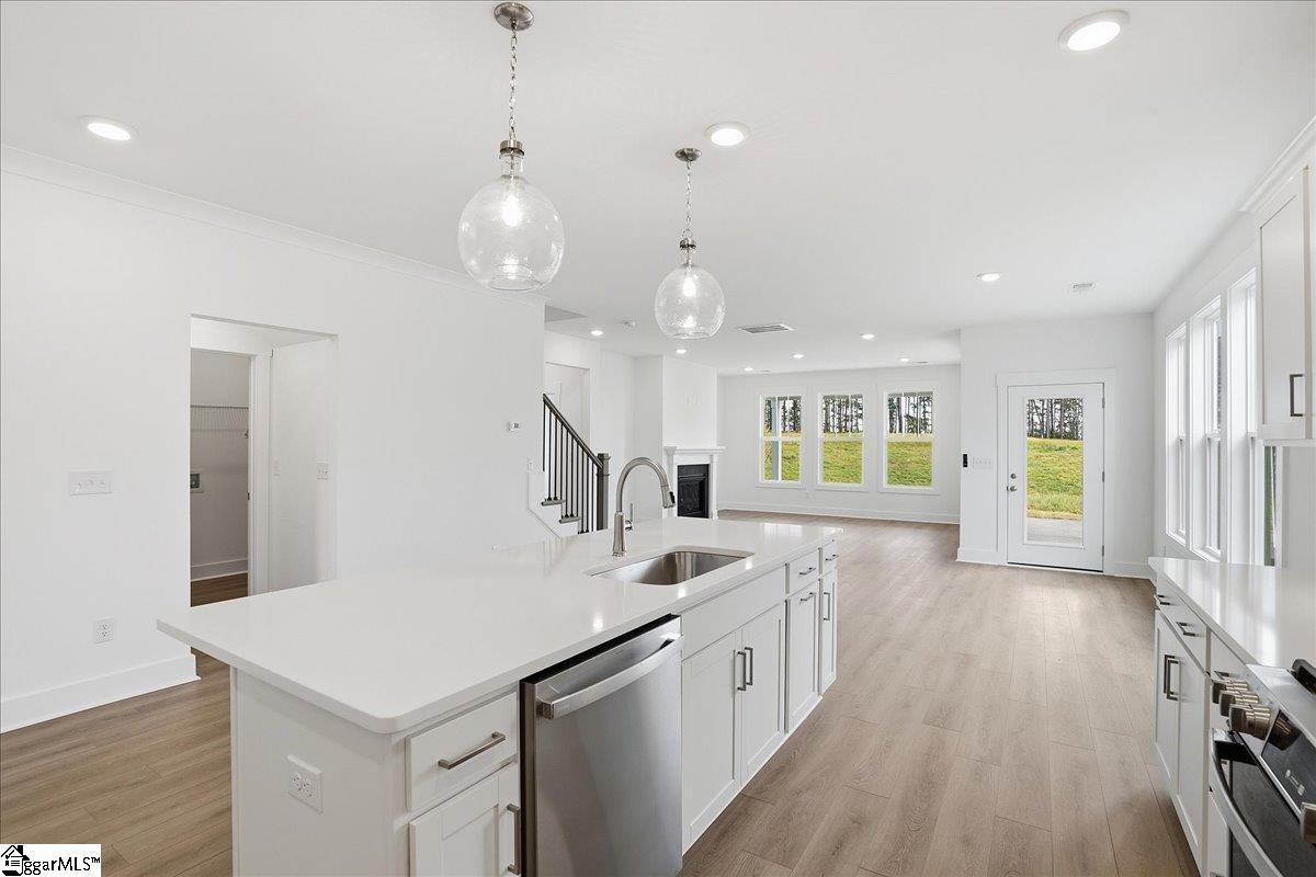 124 Terpack Circle Gray Court, SC 29645 - Photo 8 of 35