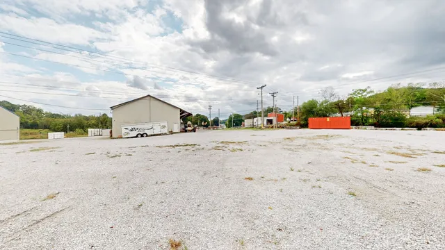 $849,900 | 39 Cookeville Highway, Carthage, TN 37030