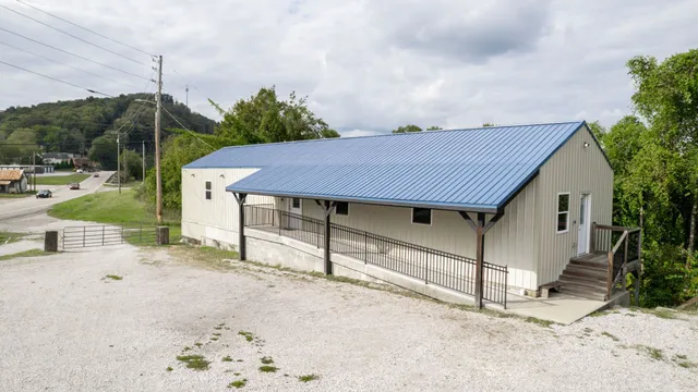 $849,900 | 39 Cookeville Highway, Carthage, TN 37030