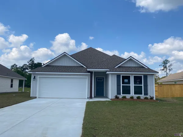 $223,900 | 25016 Berry Ridge Lane, Springfield, LA 70462