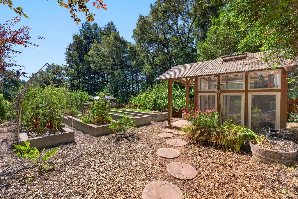 2030 Sparrow Valley Road Aptos, CA 95003 - Photo 49 of 70