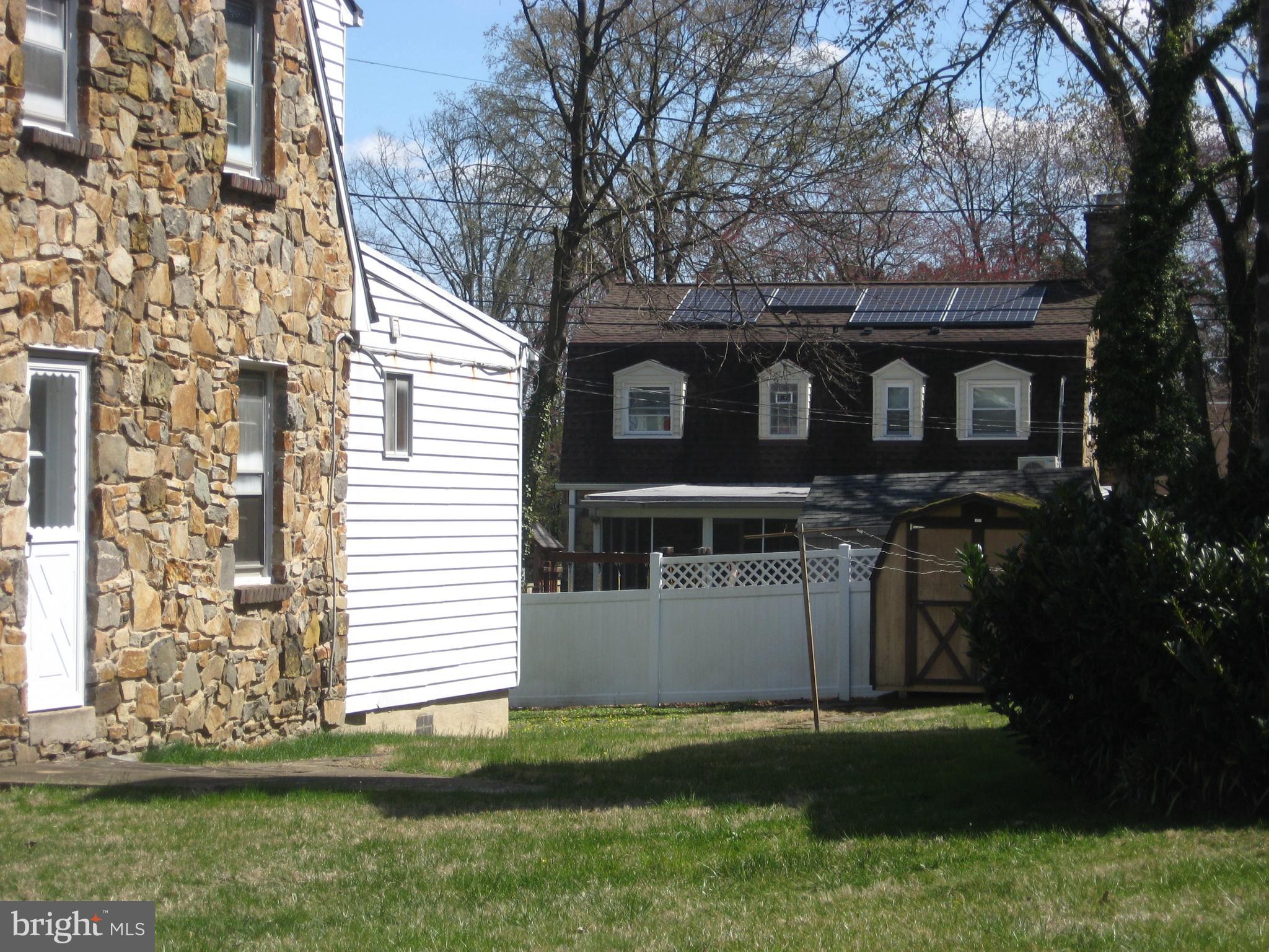 2505 Wetherburn Road Baltimore, MD 21209 - Photo 4 of 21