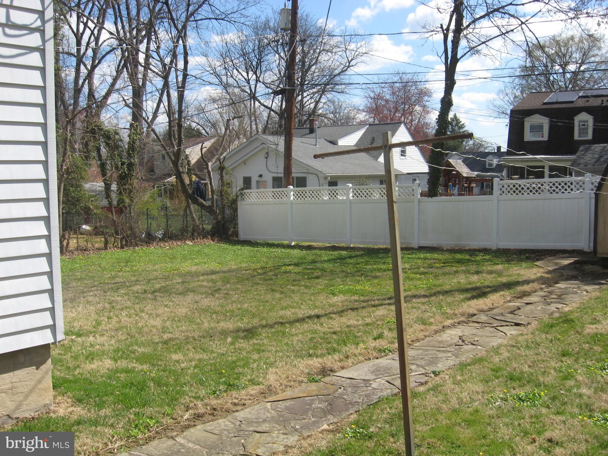 2505 Wetherburn Road Baltimore, MD 21209 - Photo 7 of 21