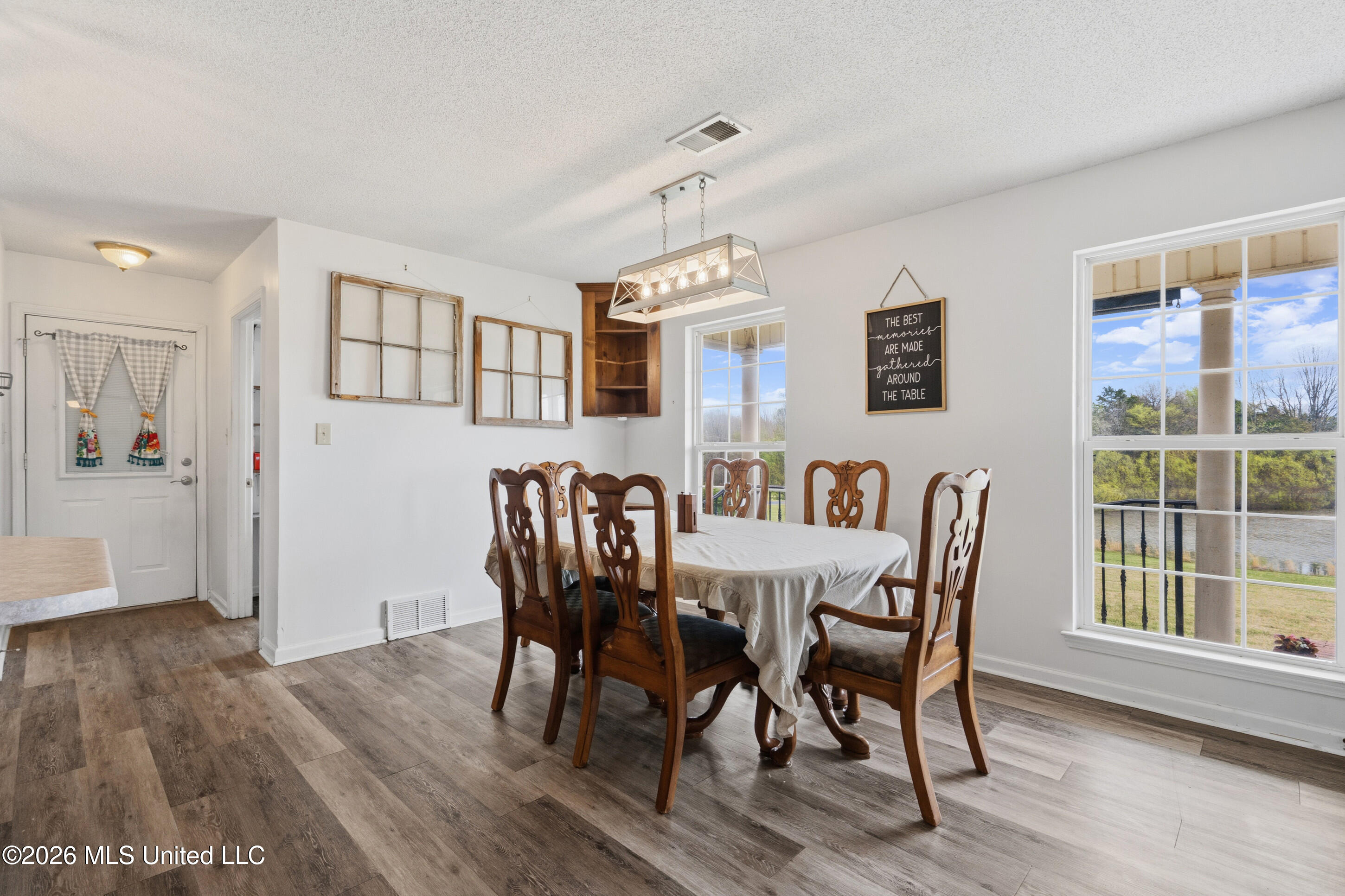 1423 North Red Banks Road Red Banks, MS 38661 - Photo 11 of 42 _dsc1086_print