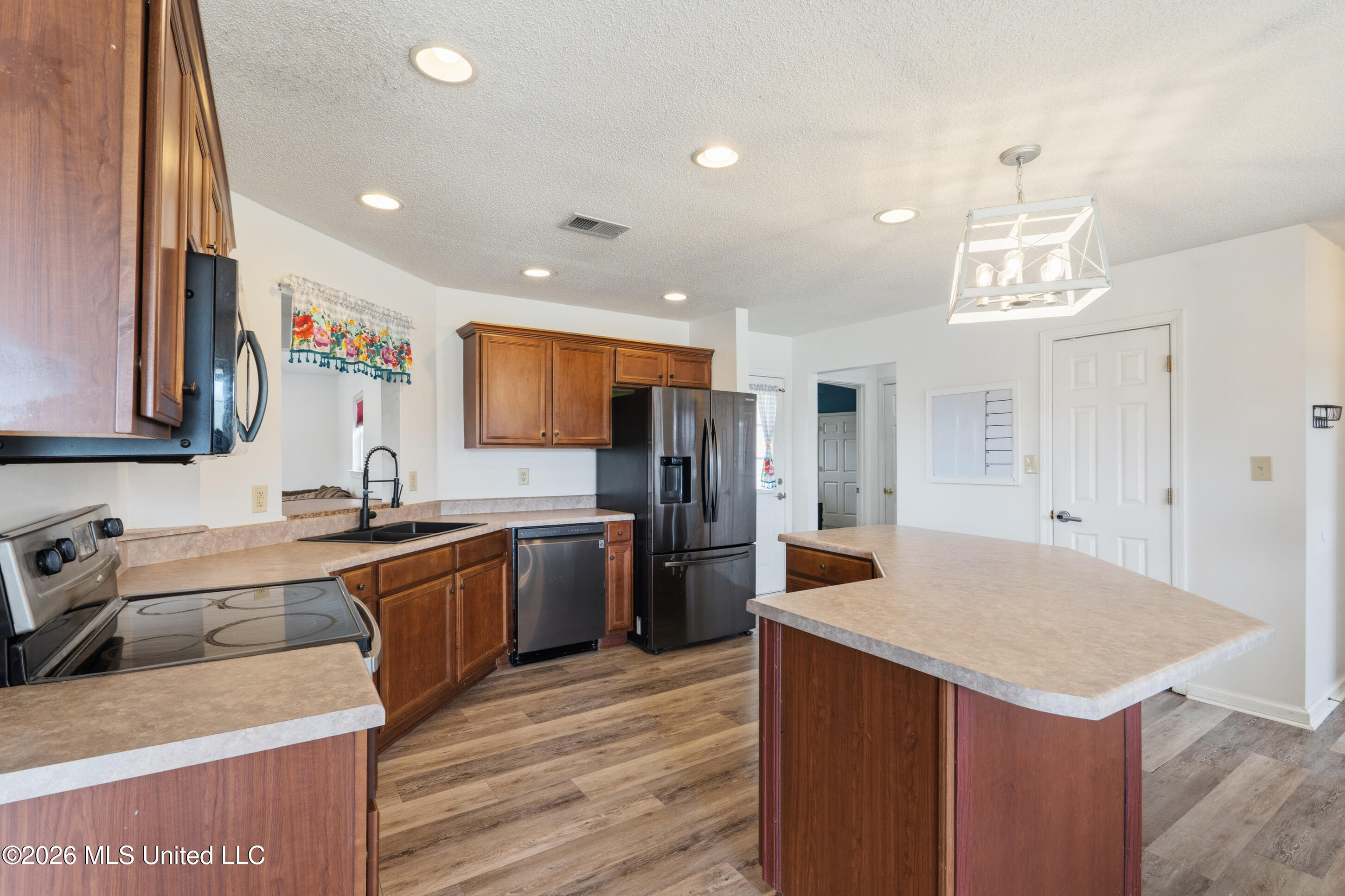 1423 North Red Banks Road Red Banks, MS 38661 - Photo 13 of 42 _dsc1098_print