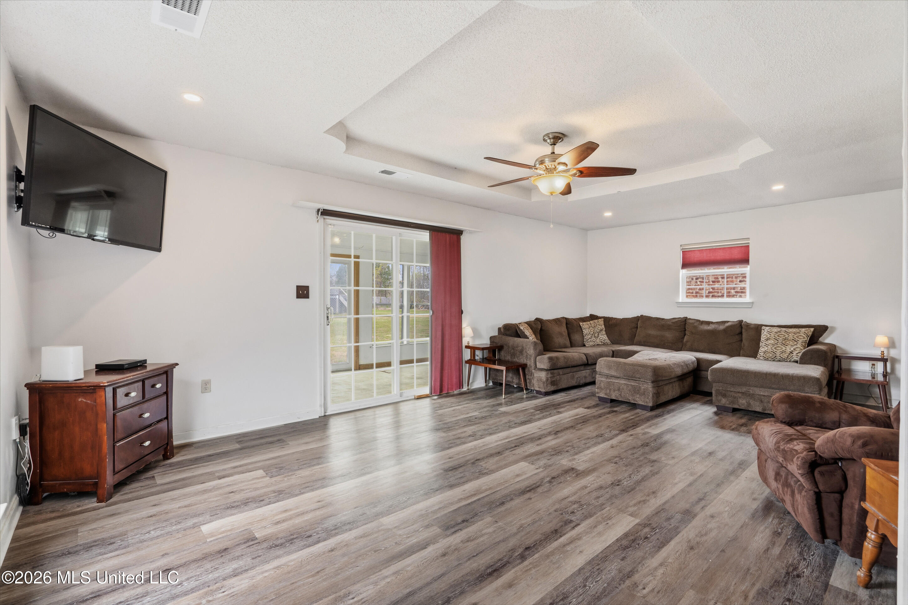 1423 North Red Banks Road Red Banks, MS 38661 - Photo 17 of 42 _dsc1107_print