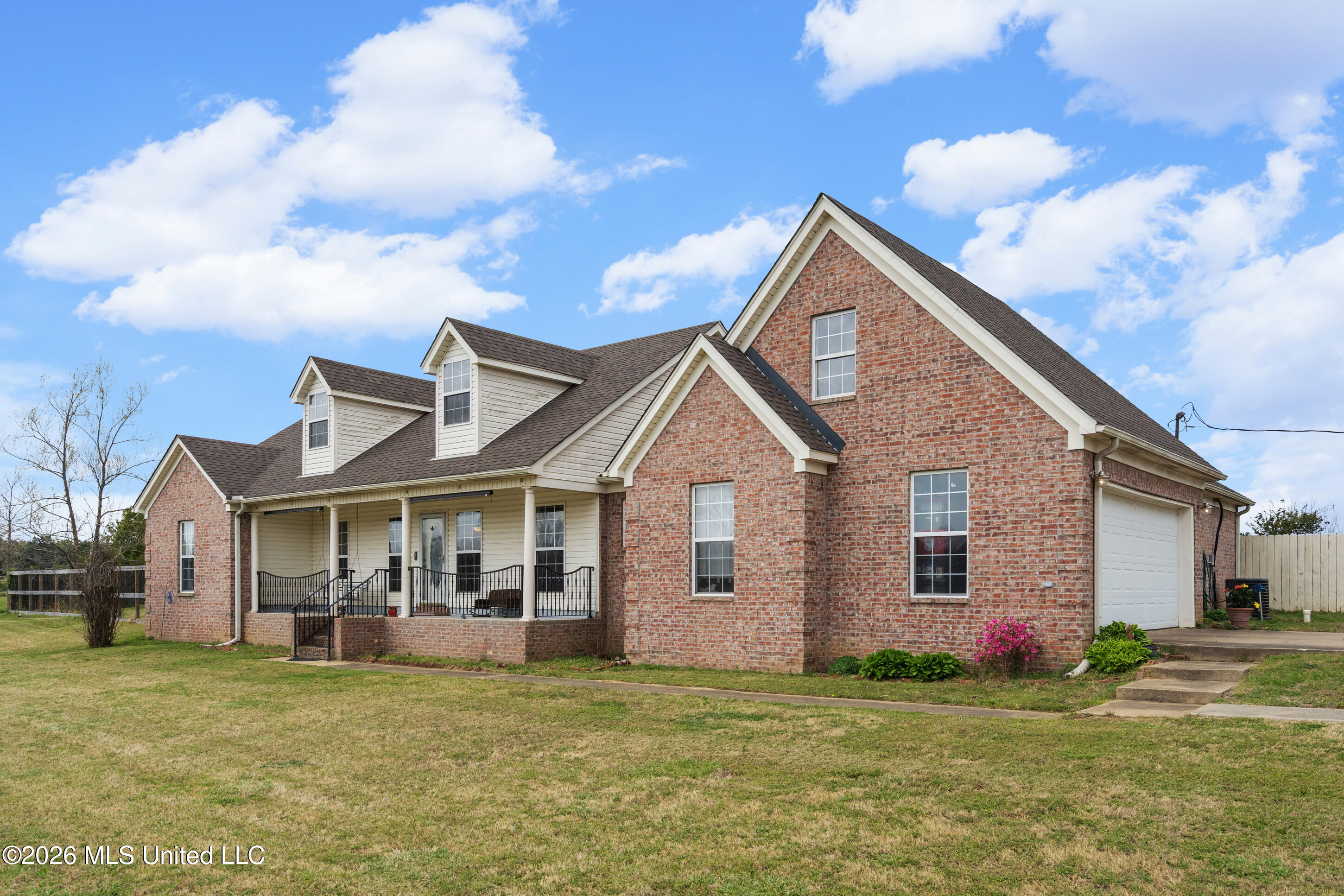 1423 North Red Banks Road Red Banks, MS 38661 - Photo 3 of 42 _dsc1053_print