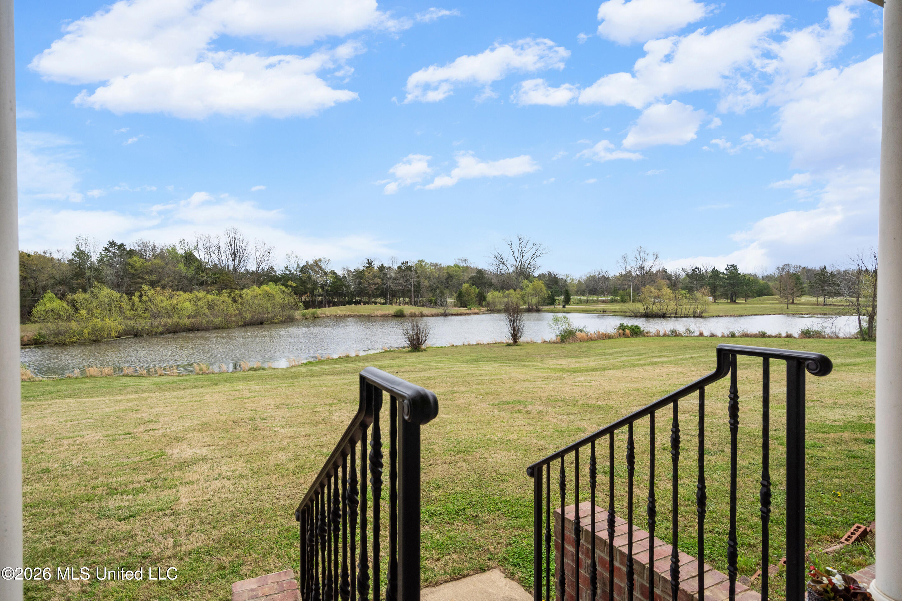 1423 North Red Banks Road Red Banks, MS 38661 - Photo 5 of 42 _dsc1149_print