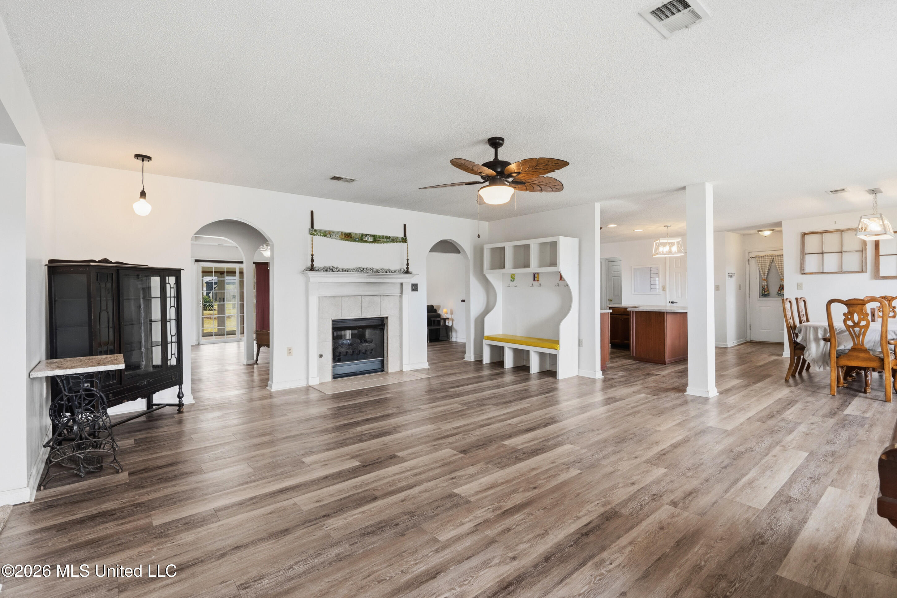 1423 North Red Banks Road Red Banks, MS 38661 - Photo 10 of 42 _dsc1071_print