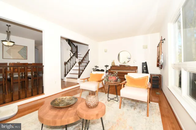 $2,550 | 7812 Briardale Terrace, Derwood, MD 20855