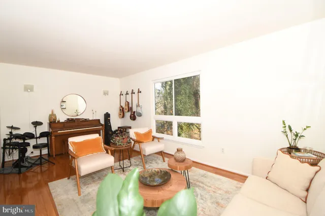 $2,550 | 7812 Briardale Terrace, Derwood, MD 20855