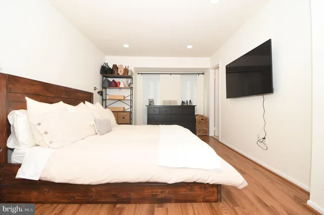 $2,550 | 7812 Briardale Terrace, Derwood, MD 20855