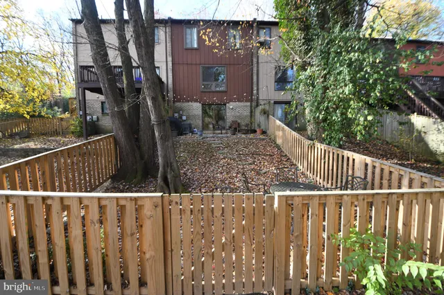 $2,550 | 7812 Briardale Terrace, Derwood, MD 20855