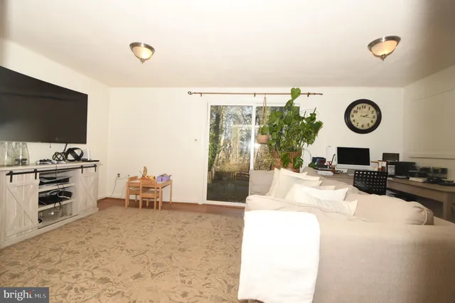 $2,550 | 7812 Briardale Terrace, Derwood, MD 20855