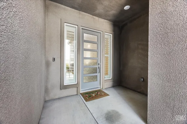 $565,000 | Undisclosed Address, Shafter, CA 93263