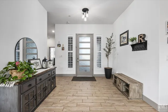 $565,000 | Undisclosed Address, Shafter, CA 93263