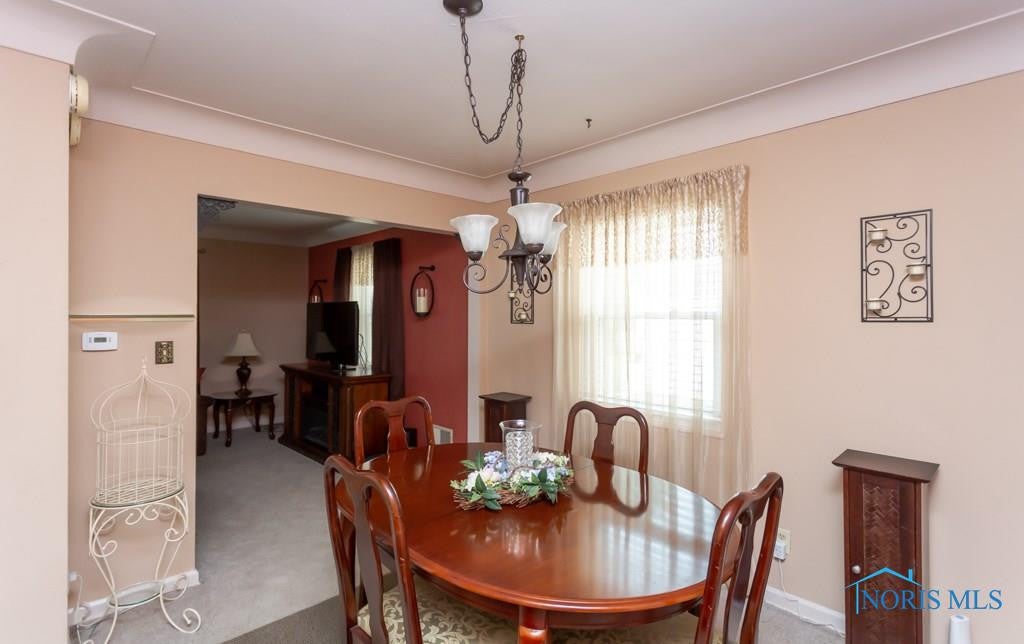 627 Waybridge Road Toledo, OH 43612 - Photo 10 of 26 Gallery Image 10