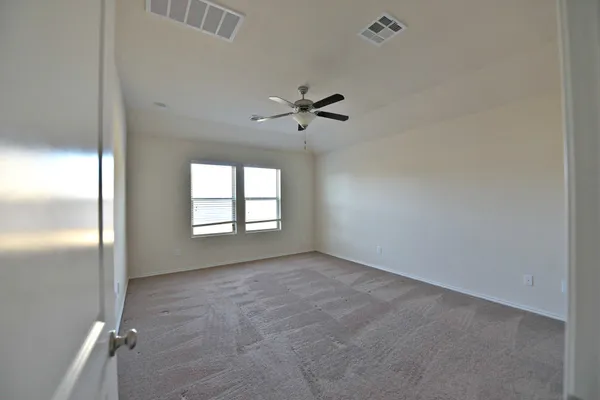 $2,050 | 644 Heritage Grove Road, Leander, TX 78641
