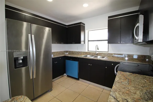 $2,895 | 26165 Southwest 124th Court, Homestead, FL 33032