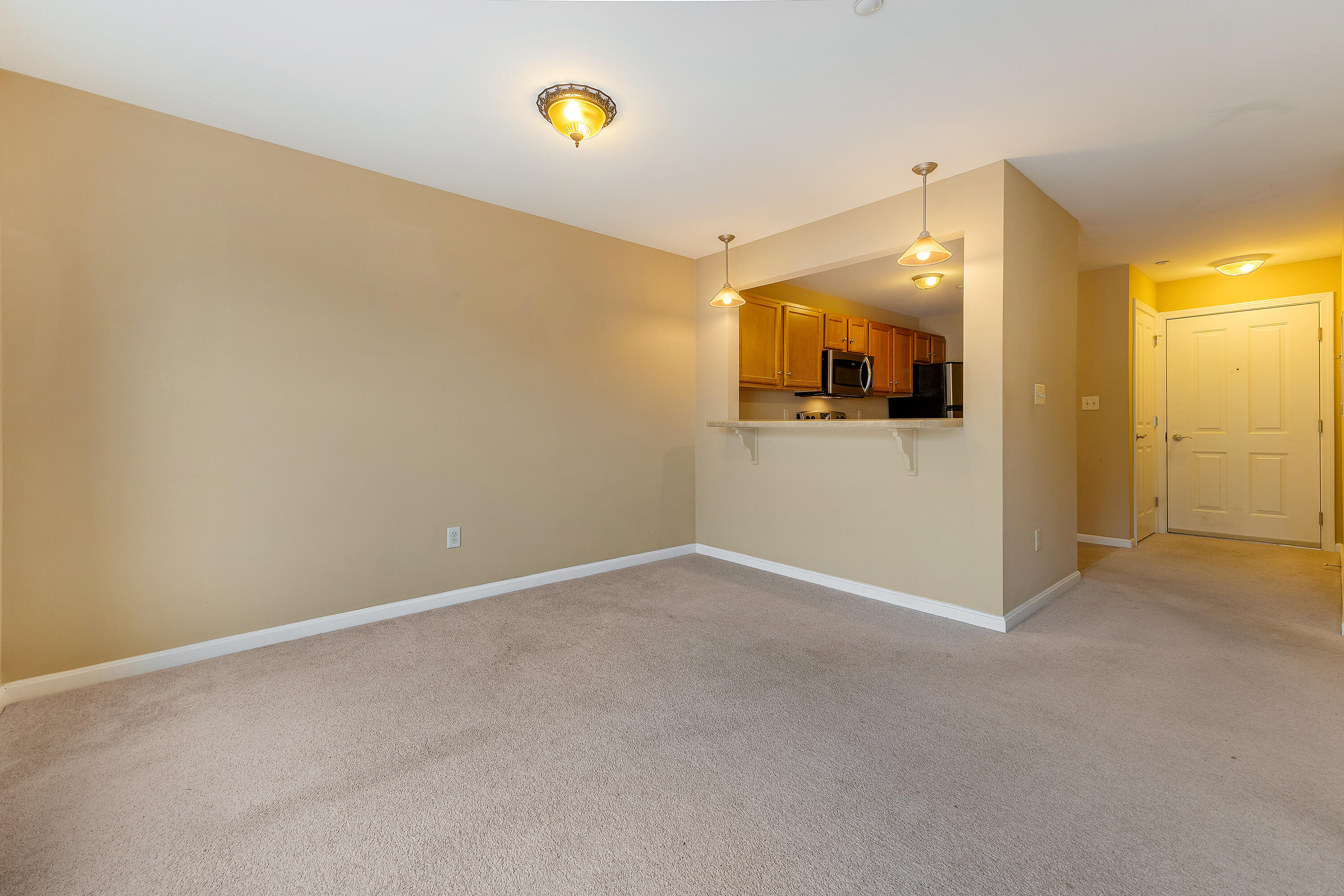 18 Smithwheel Road, Unit 62 Old Orchard Beach, ME 04064 - Photo 10 of 28 18 Smithwheel Rd #62_110