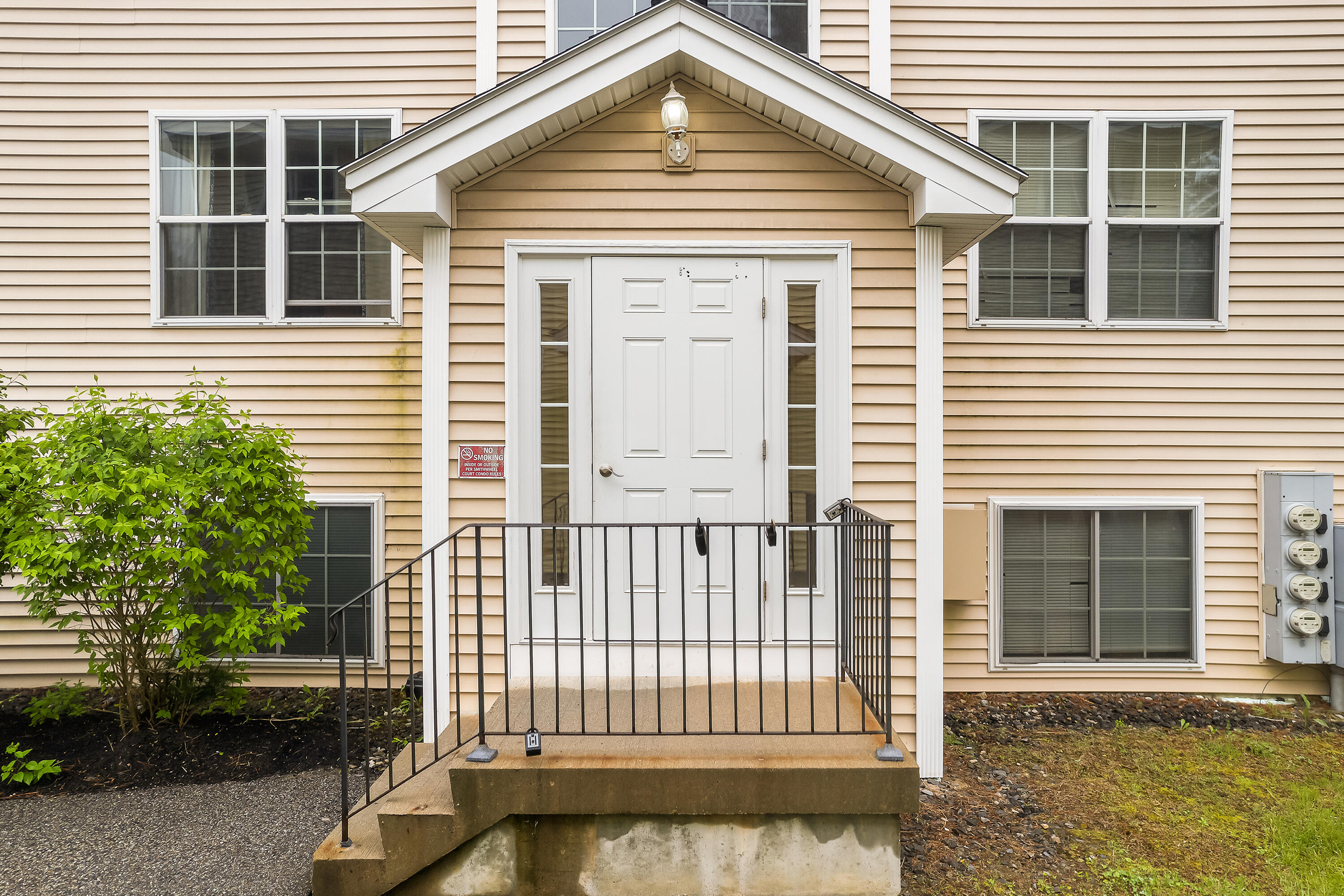 18 Smithwheel Road, Unit 62 Old Orchard Beach, ME 04064 - Photo 2 of 28 18 Smithwheel Rd #62_103
