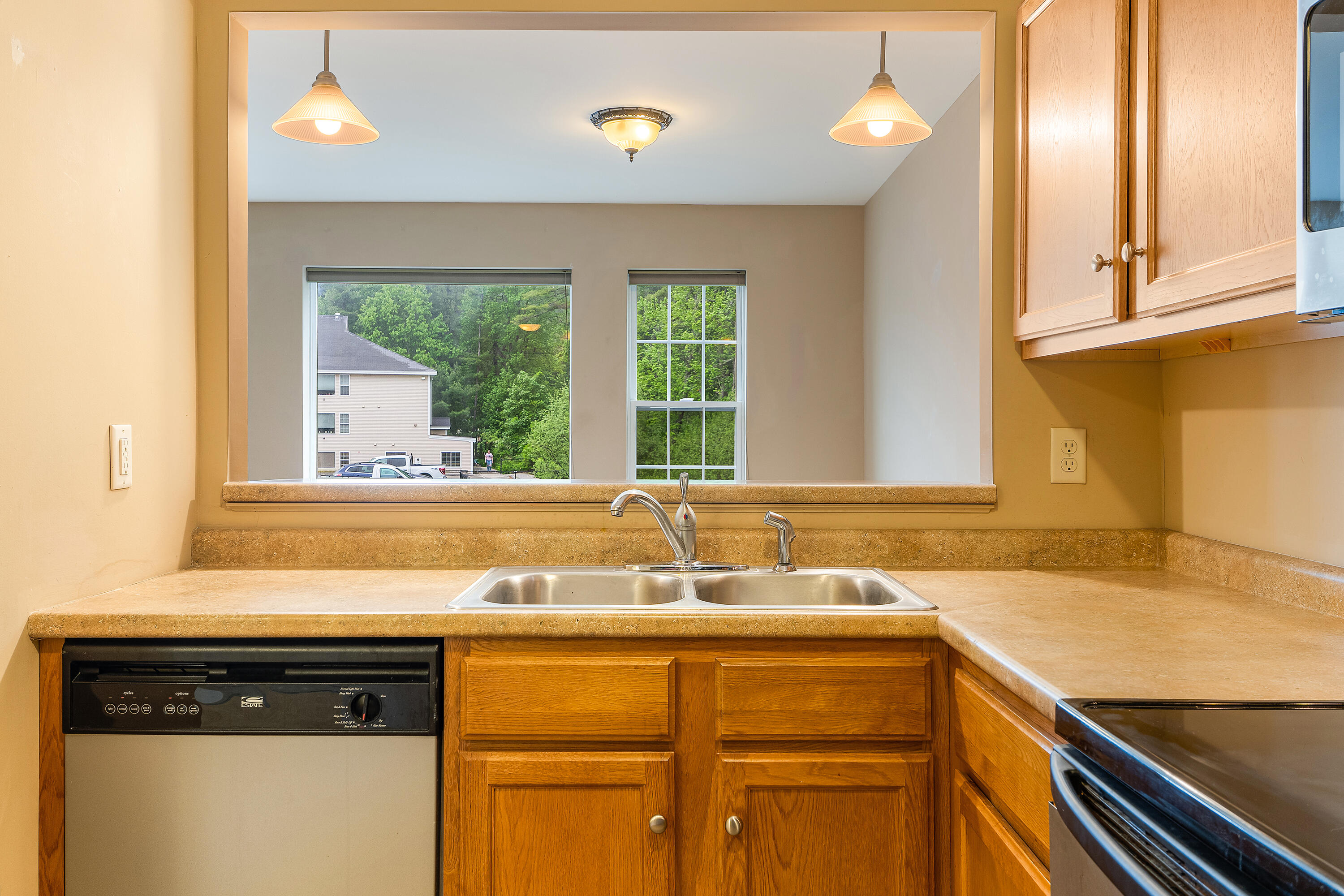 18 Smithwheel Road, Unit 62 Old Orchard Beach, ME 04064 - Photo 9 of 28 18 Smithwheel Rd #62_109