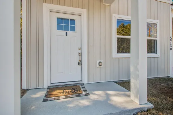 $2,195 | 5739 North Murray Avenue, Unit 1, Hanahan, SC 29410