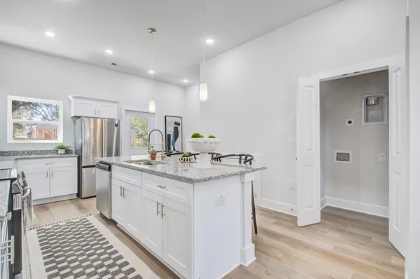 $2,195 | 5739 North Murray Avenue, Unit 1, Hanahan, SC 29410