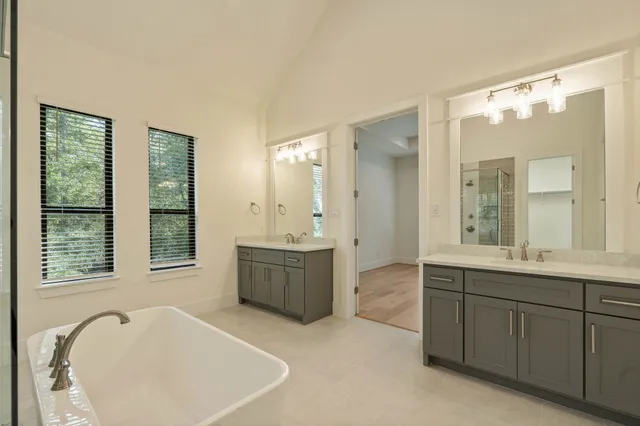 $819,999 | 9258 Cedar Bnd Court, Plantersville, TX 77363