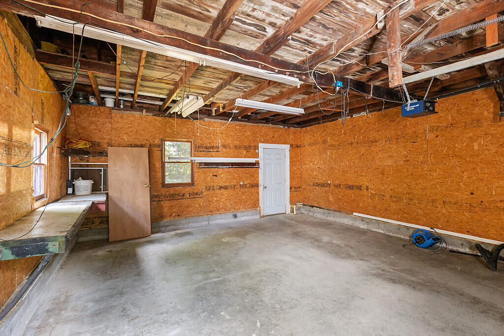6 Stuart Street Winslow, ME 04901 - Photo 7 of 31 10_BP5A5441_DxO_mls