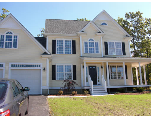 46 Round Farm Road Rehoboth, MA 02769 - Photo 2 of 10 Gallery Image 2