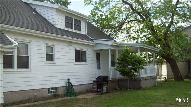 7023 Douglas Road Lambertville, MI 48144 - Photo 16 of 17 20011036-15.JPG