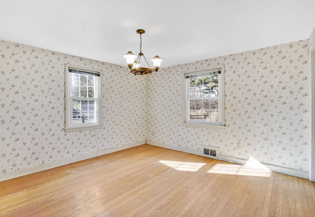 865 South Branch Parkway Springfield, MA 01118 - Photo 14 of 35 a view of empty room with wooden floor